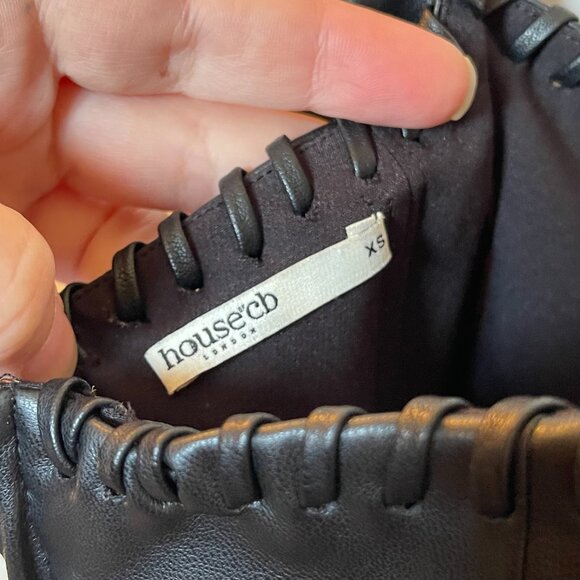 House of CB Women's Leonie Black Vegan Leather Corset Top - Picture 5 of 9